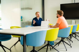 Vergaderen, laptop, scherm, Microsoft 365, Moderne werkplek, productiviteit,
